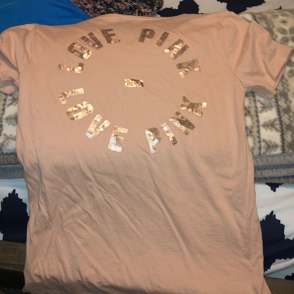 VS PINK shirt - Picture 2 of 3